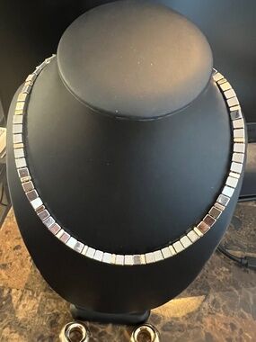 NWT Two-toned Necklace - Silver and Gold